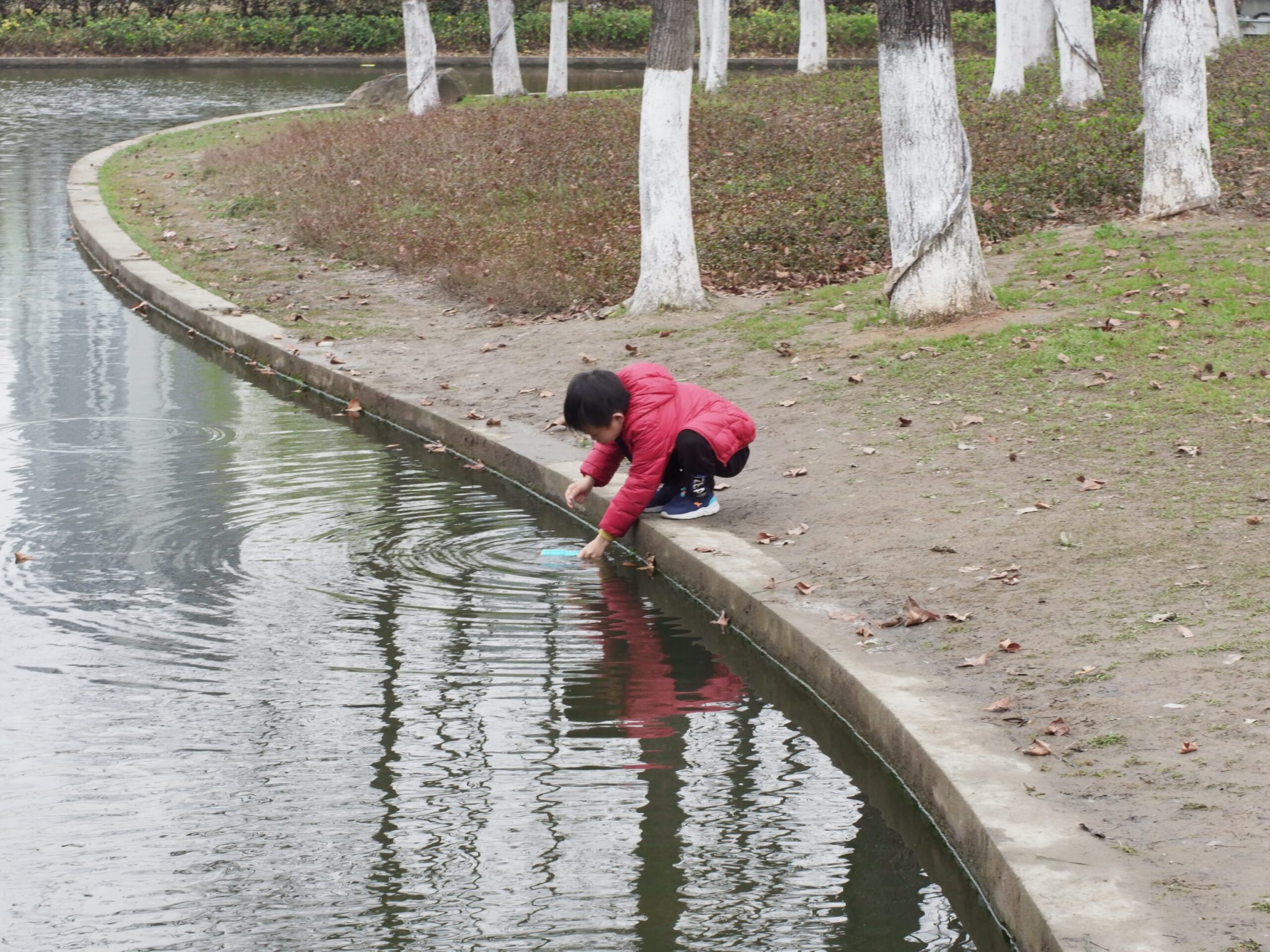 南江公园的小朋友