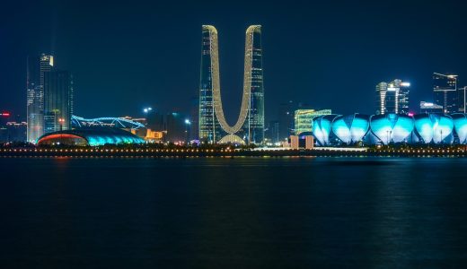 C++ 解决报：必须定义入口点问题